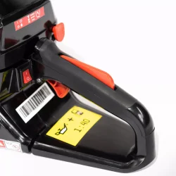 Piła spalinowa NAX400C silnik dwusuwowy na licencji Briggs&Stratton 49,3cc, 2,4Nm  / bez kartonu