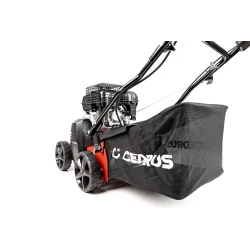 Wertykulator Cedrus Pojemność silnika 212cm3, moc silnika 4,0kW szerokość robocza 40cm, wałek z 18 nożami, wałek ze sprężynami, 