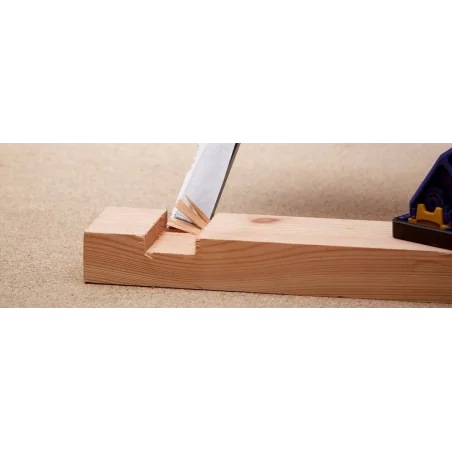 Dłuto z boczną krawędzią tnącą