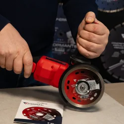 Tarcza diamentowa do gresu i ceramiki PURO 125mm Idealne Cięcie FERRATi