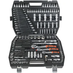 ZESTAW KLUCZY NASADOWYCH 1/2, 3/8, 1/4 REXXER