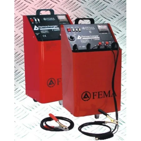 Prostownik z rozruchem FEMACHARGER P320CB 230V